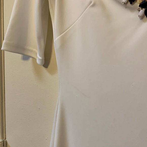 Sheri Bodell Size Small White Dress with Black Gemstones Neckline Trim - Picture 3 of 9